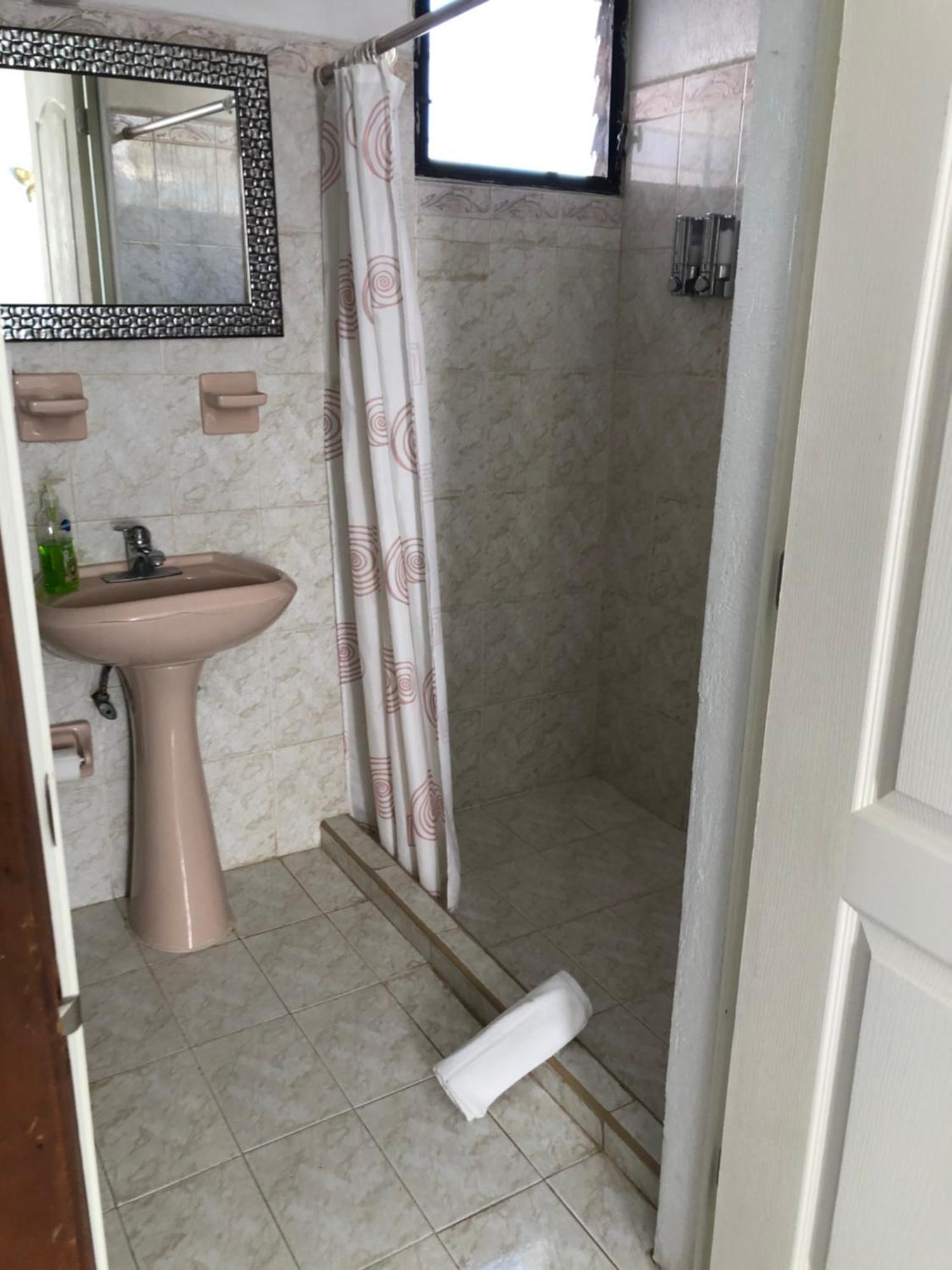Beautiful Home By The Beach - 3Bedrooms, 2.5Baths Cancún Buitenkant foto